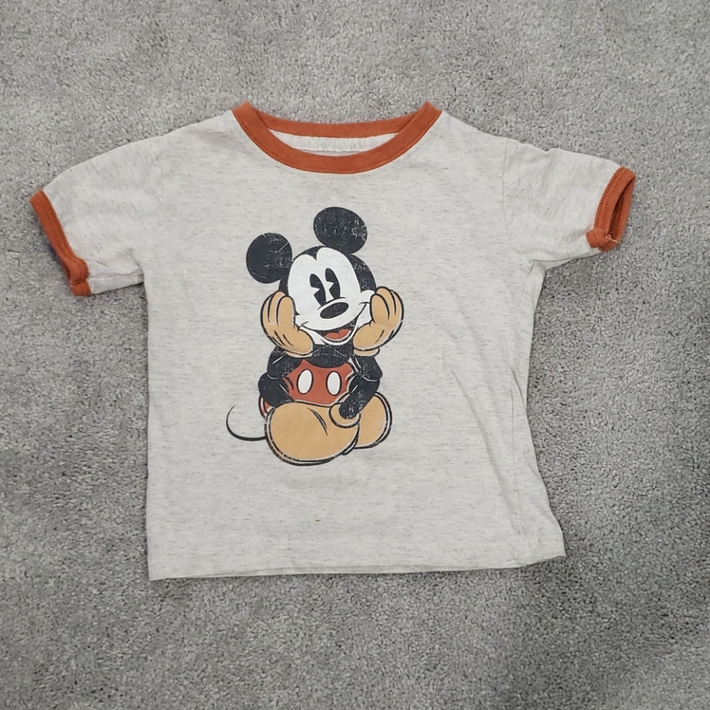 Mickey Mouse t-shirt